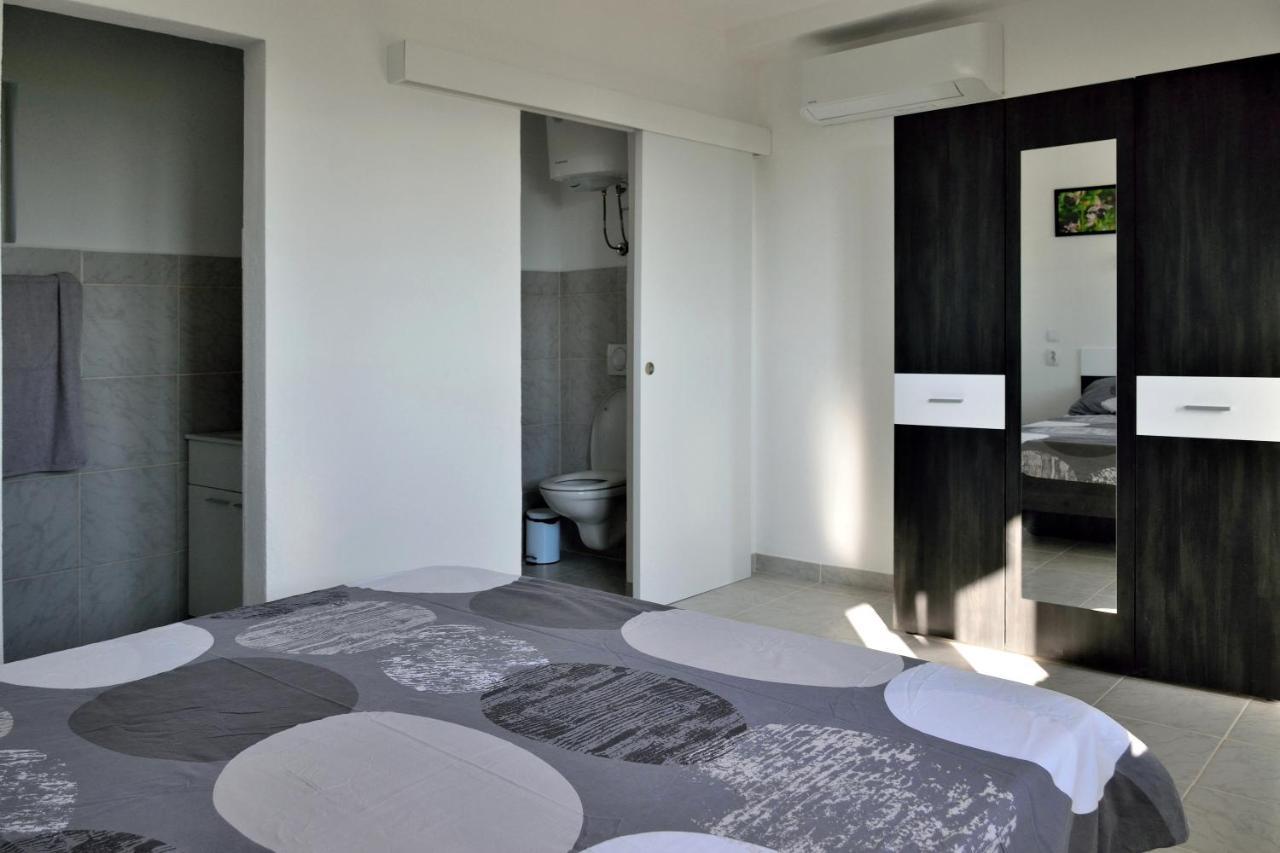 B&B On The Rocks Blizna Donja 외부 사진